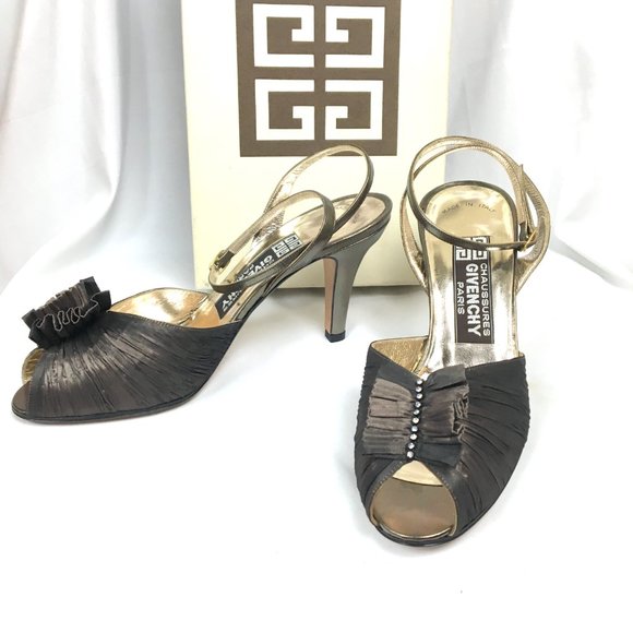 NEW 1970's Givenchy Bronze Sandals - Never Worn